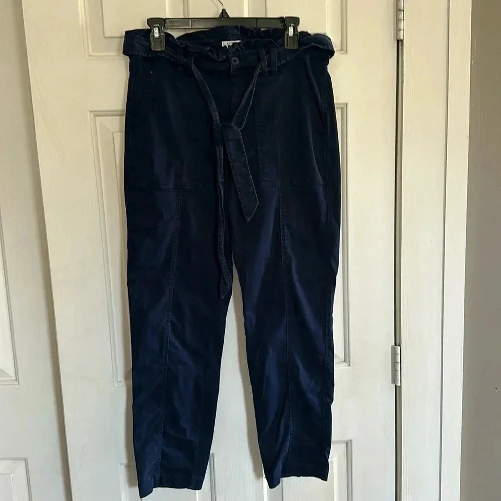 Crown & Ivy Navy Pant Size 8